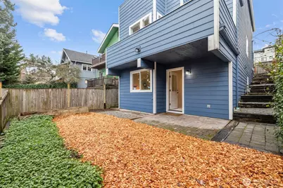 212 27th Avenue E, Seattle, WA 98112 - Photo 31