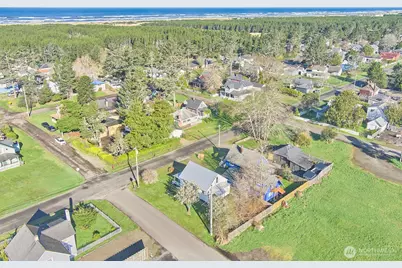 4302 L Place, Seaview, WA 98644 - Photo 33