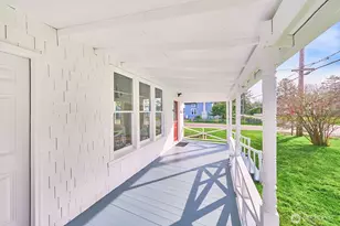 4302 L Pl, Seaview, WA 98644 - Photo 5