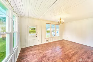 4302 L Pl, Seaview, WA 98644 - Photo 7