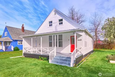 4302 L Place, Seaview, WA 98644 - Photo 1