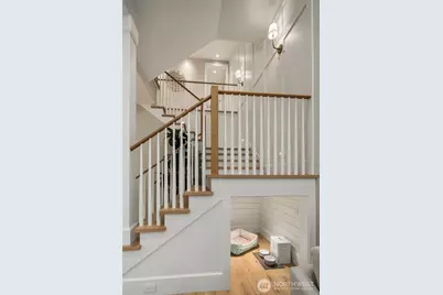 10911 SE 26th Street, Bellevue, WA 98004 - Photo 7