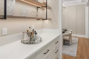 10911 SE 26th St, Bellevue, WA 98004 - Photo 13