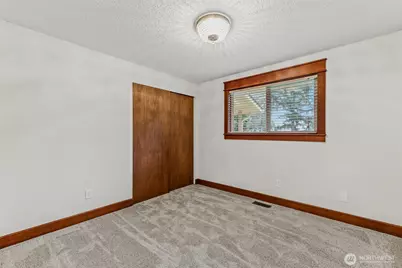 19812 NE 11th Street, Camas, WA 98607 - Photo 13