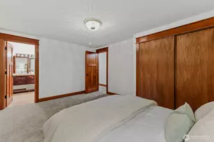 19812 NE 11th St, Camas, WA 98607 - Photo 9