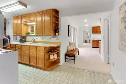 13544 37th Ave NE, Seattle, WA 98125 - Photo 9