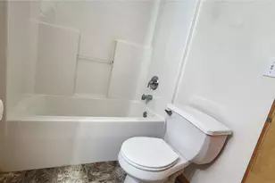 70 E Beaumont Dr, Shelton, WA 98584 - Photo 15