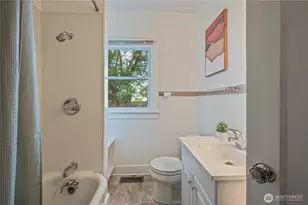 102 N Buchanan Ave, Wenatchee, WA 98801 - Photo 11