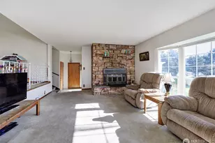 1703 Allen St, Kelso, WA 98626 - Photo 5
