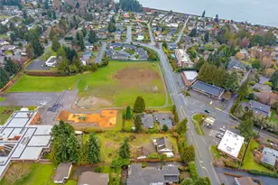 1020 Puget Dr, Edmonds, WA 98020 - Photo 19