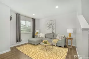 4906 S Willow St, Seattle, WA 98118 - Photo 7