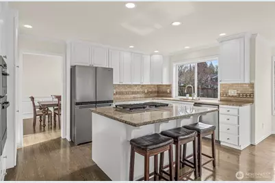 2018 242nd Street SE, Bothell, WA 98021 - Photo 9