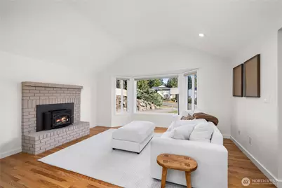 14609 142nd Avenue SE, Renton, WA 98059 - Photo 5