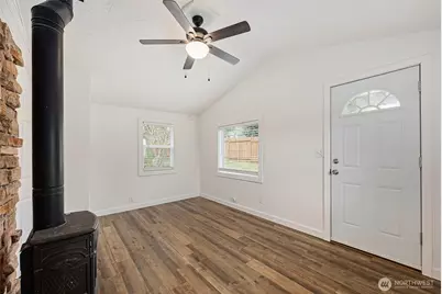 926 Austin Avenue, Port Orchard, WA 98366 - Photo 9