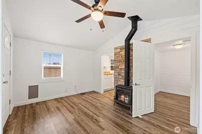 926 Austin Avenue, Port Orchard, WA 98366 - Photo 11