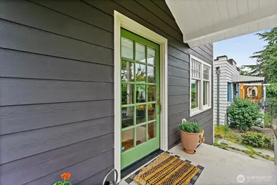 1114 N 77th Street, Seattle, WA 98103 - Photo 3