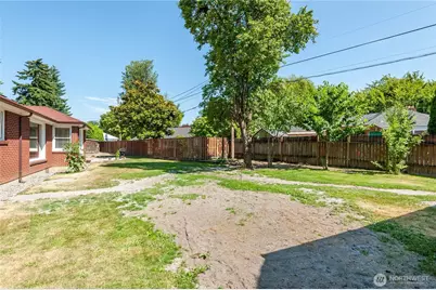 2615 Ocean Beach Highway, Longview, WA 98632 - Photo 17