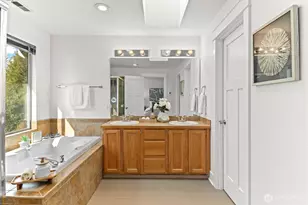 15535 156th Ct SE, Renton, WA 98058 - Photo 19