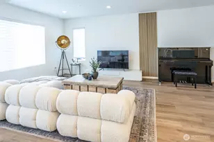 15558 NE 15th Pl, Bellevue, WA 98007 - Photo 9