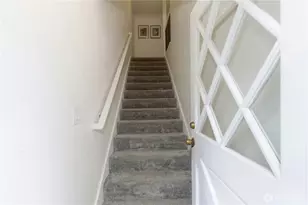 7909 218th St SW, Edmonds, WA 98026 - Photo 23