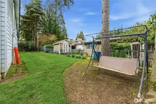 7909 218th St SW, Edmonds, WA 98026 - Photo 25