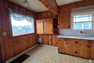 3833 E G St, Tacoma, WA 98404 - Photo 13