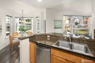 2607 Western Ave, Seattle, WA 98121 - Photo 17