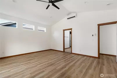 801 NW Shire Street, Oak Harbor, WA 98277 - Photo 9