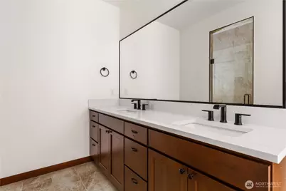 801 NW Shire Street, Oak Harbor, WA 98277 - Photo 11