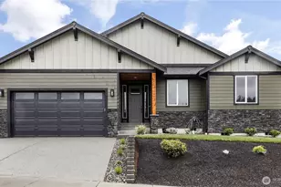 801 NW Shire St, Oak Harbor, WA 98277 - Photo 1