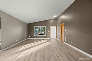 17517 Park Ave S, Spanaway, WA 98387 - Photo 5