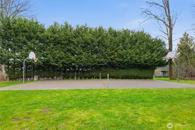 2415 SE 8th Place, Renton, WA 98055 - Photo 35