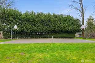 2415 SE 8th Pl, Renton, WA 98055 - Photo 35