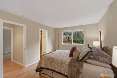 2415 SE 8th Place, Renton, WA 98055 - Photo 13