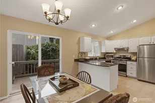 2415 SE 8th Pl, Renton, WA 98055 - Photo 11