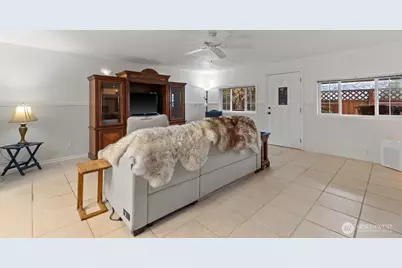 1134 Barton Square, East Wenatchee, WA 98802 - Photo 3