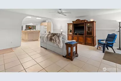 1134 Barton Square, East Wenatchee, WA 98802 - Photo 5