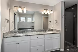 2722 SW Fairway Point Dr, Oak Harbor, WA 98277 - Photo 19