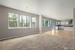 2722 SW Fairway Point Dr, Oak Harbor, WA 98277 - Photo 5