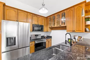 12429 NE 130th Ct, Kirkland, WA 98034 - Photo 19