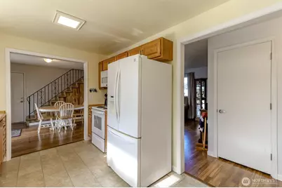 4602 S Burkhart Drive, Tacoma, WA 98409 - Photo 11