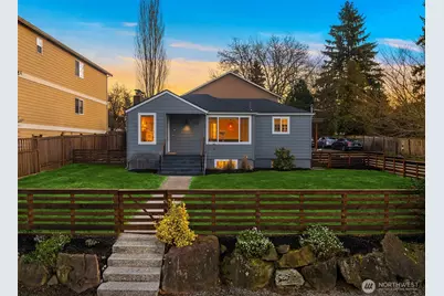 403 NE 94th Street, Seattle, WA 98115 - Photo 1