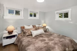 403 NE 94th St, Seattle, WA 98115 - Photo 23