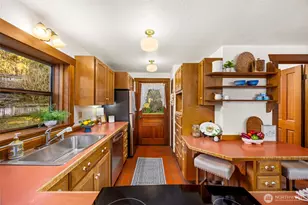 243 NW Solnae Pl, Bremerton, WA 98311 - Photo 17