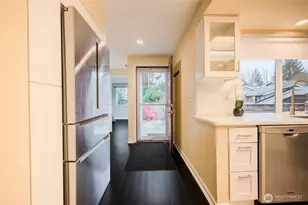 8407 18th Ave W, Everett, WA 98204 - Photo 5