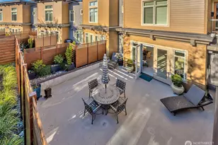 61 Pine St, Edmonds, WA 98020 - Photo 11