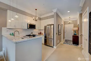 61 Pine St, Edmonds, WA 98020 - Photo 9