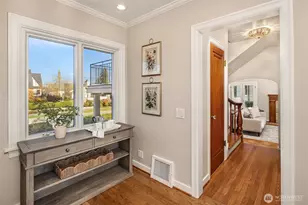 2519 Crestmont Pl W, Seattle, WA 98199 - Photo 21