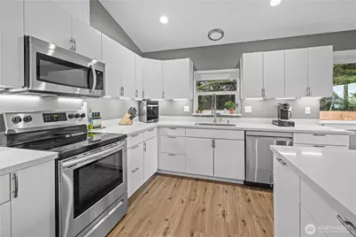 492 Ensign Avenue NW, Ocean Shores, WA 98569 - Photo 7