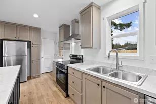 2890 E Myrtle St, Port Angeles, WA 98362 - Photo 11